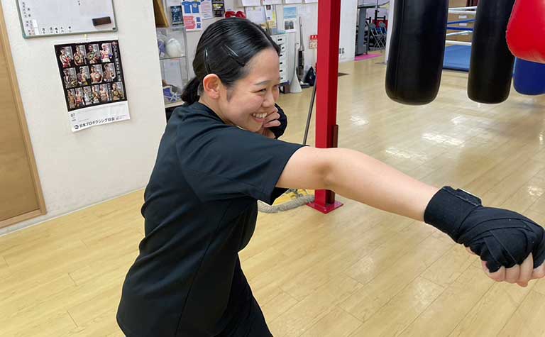 シャドーボクシング